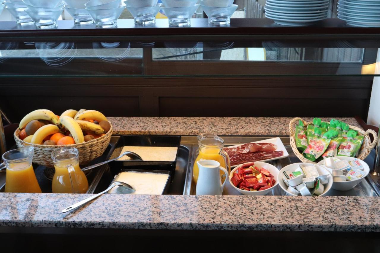 Hotel Saint Jean Монклар Екстер'єр фото